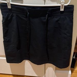 Womens on the go Riders by Lee skort black size 10